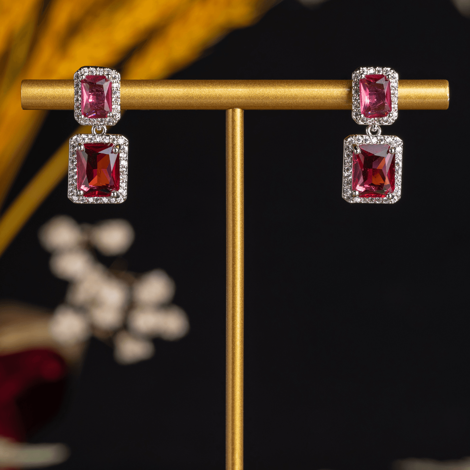 Ruby Light Earrings Pearl product image