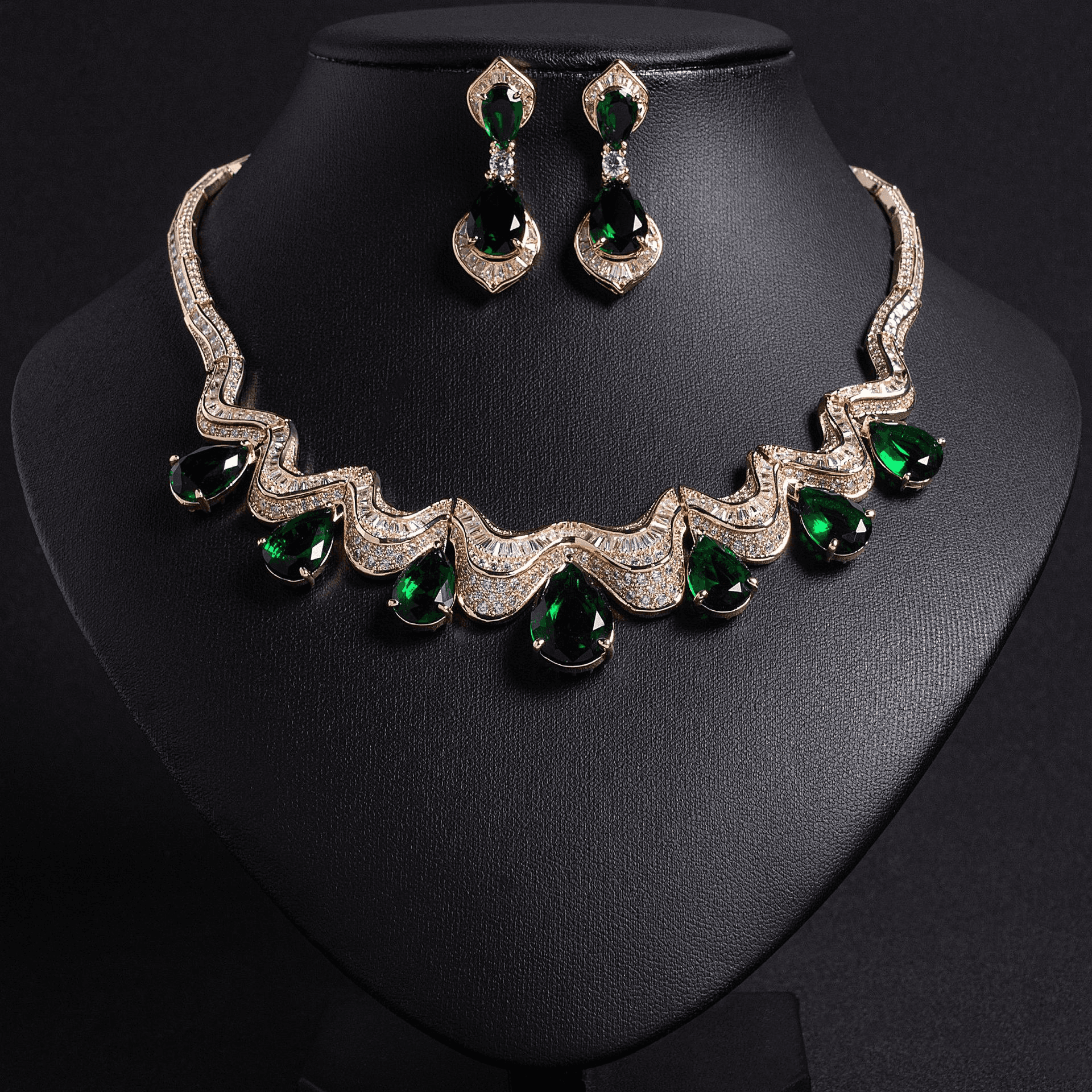 Evening Crystal Suite Emerald Tone Crystal product image